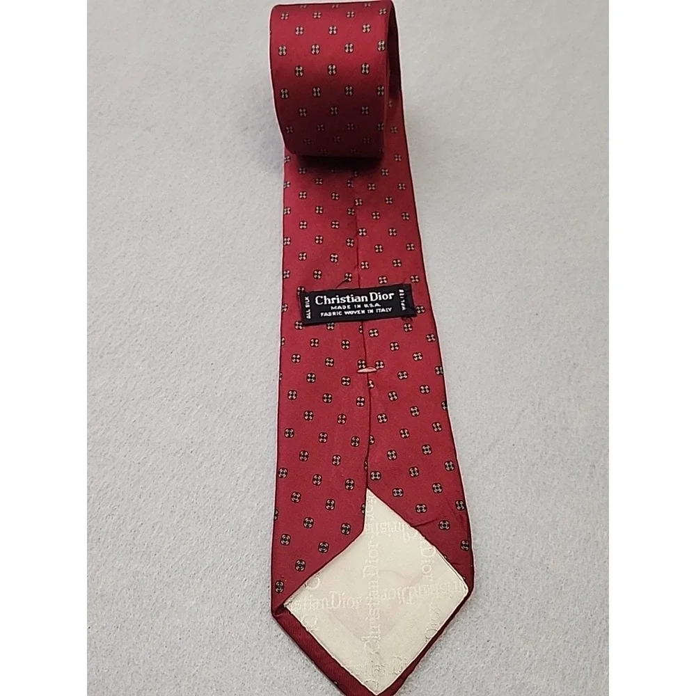 Vintage Christian Dior Silk Men's Tie Necktie Red Made in USA Italy -‎ EUC